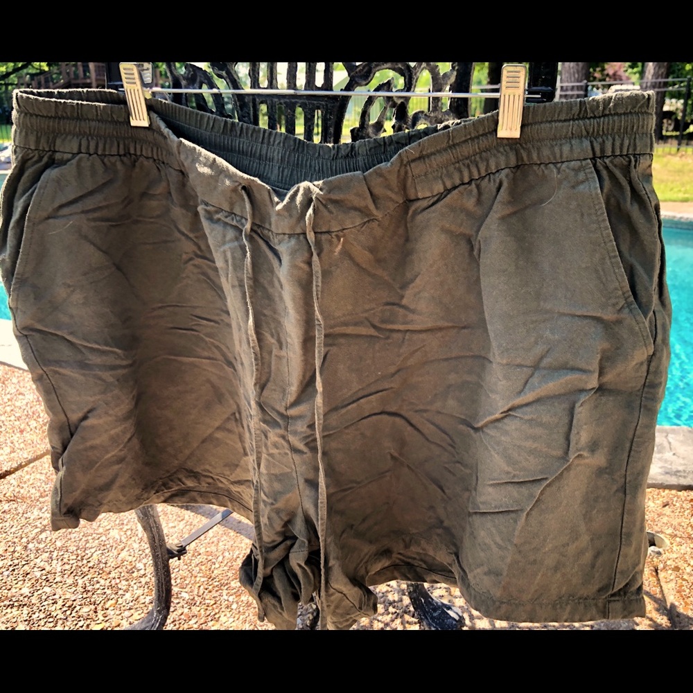 Casual shorts, have the “look” of linen.